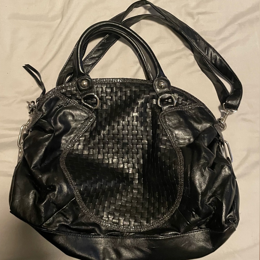 Dereon Black Woven Shoulder Bag